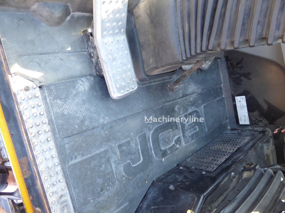 2018 JCB JS, 2 870 mth, dovoz Skladom v EÚ — foto 16 z 16