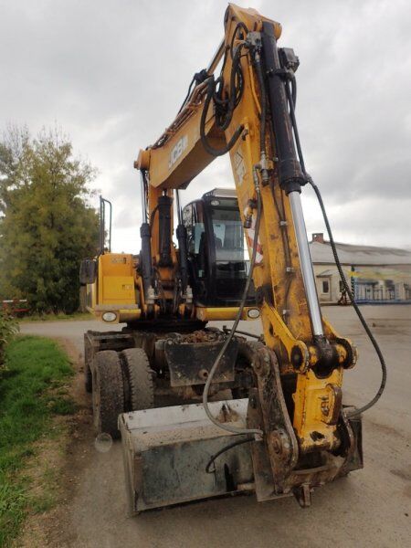 2011 JCB JS, 13 828 mth, dovoz Skladom v EÚ — foto 3 z 10