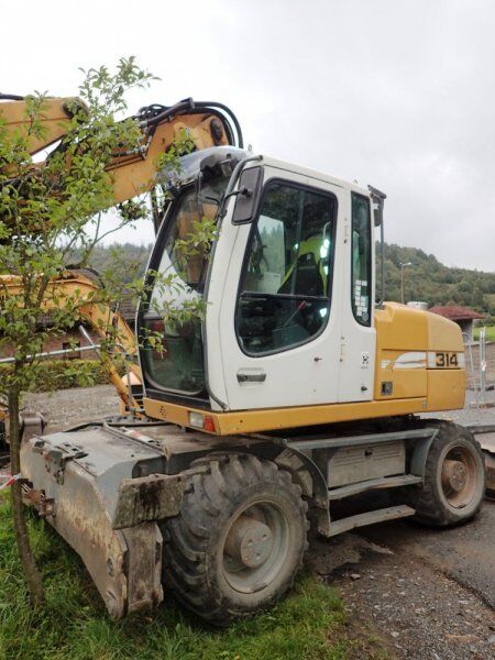2011 Liebherr, 10 950 mth, dovoz Skladom v EÚ — foto 1 | AMECAR 2011 Liebherr, 10 950 mth, dovoz Skladom v EÚ — foto 1