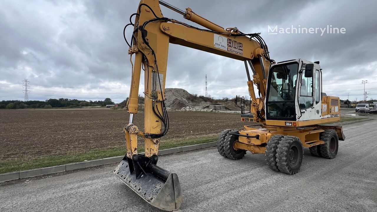 1997 Liebherr A902, dovoz Skladom v EÚ — foto 9 z 12