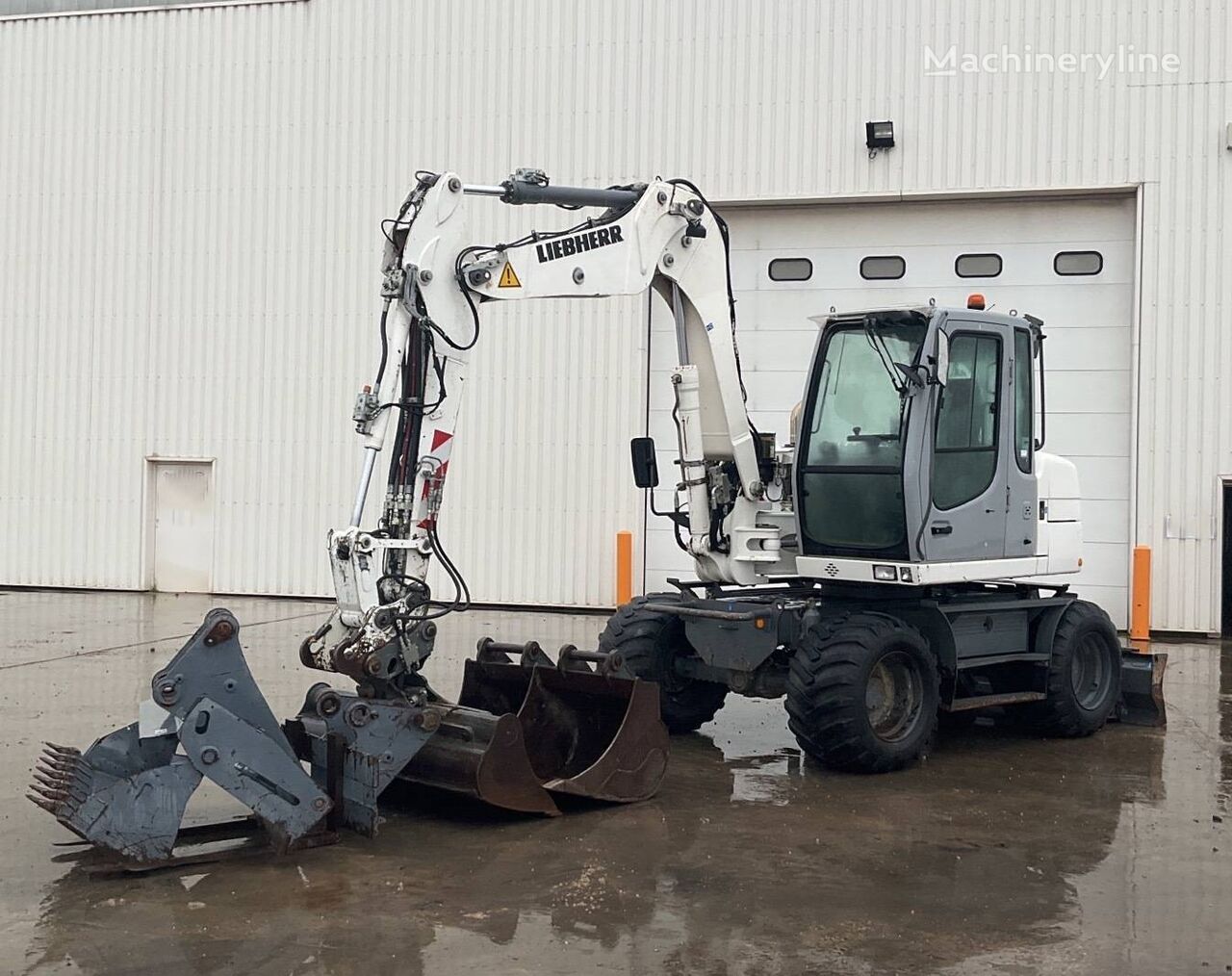 2012 Liebherr A309, 9 342 mth, dovoz Skladom v EÚ — foto 1 | AMECAR 2012 Liebherr A309, 9 342 mth, dovoz Skladom v EÚ — foto 1
