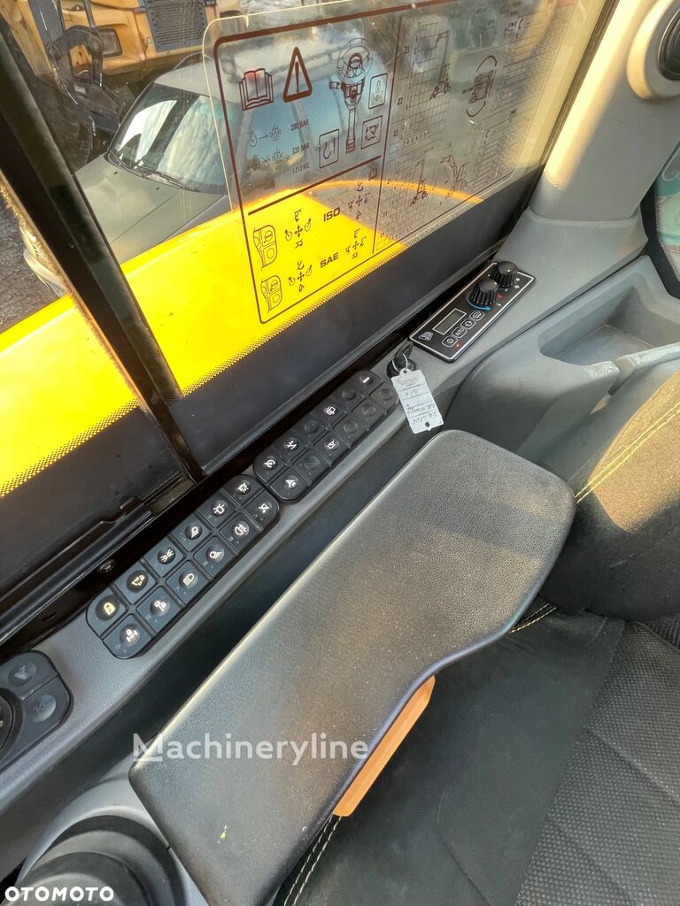 2016 JCB HYDRADIG, 8 600 mth, dovoz Skladom v EÚ — foto 9 z 11