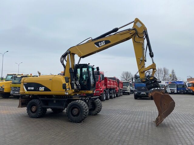 2012 Caterpillar, 10 552 mth, dovoz Skladom v EÚ — foto 3 z 16