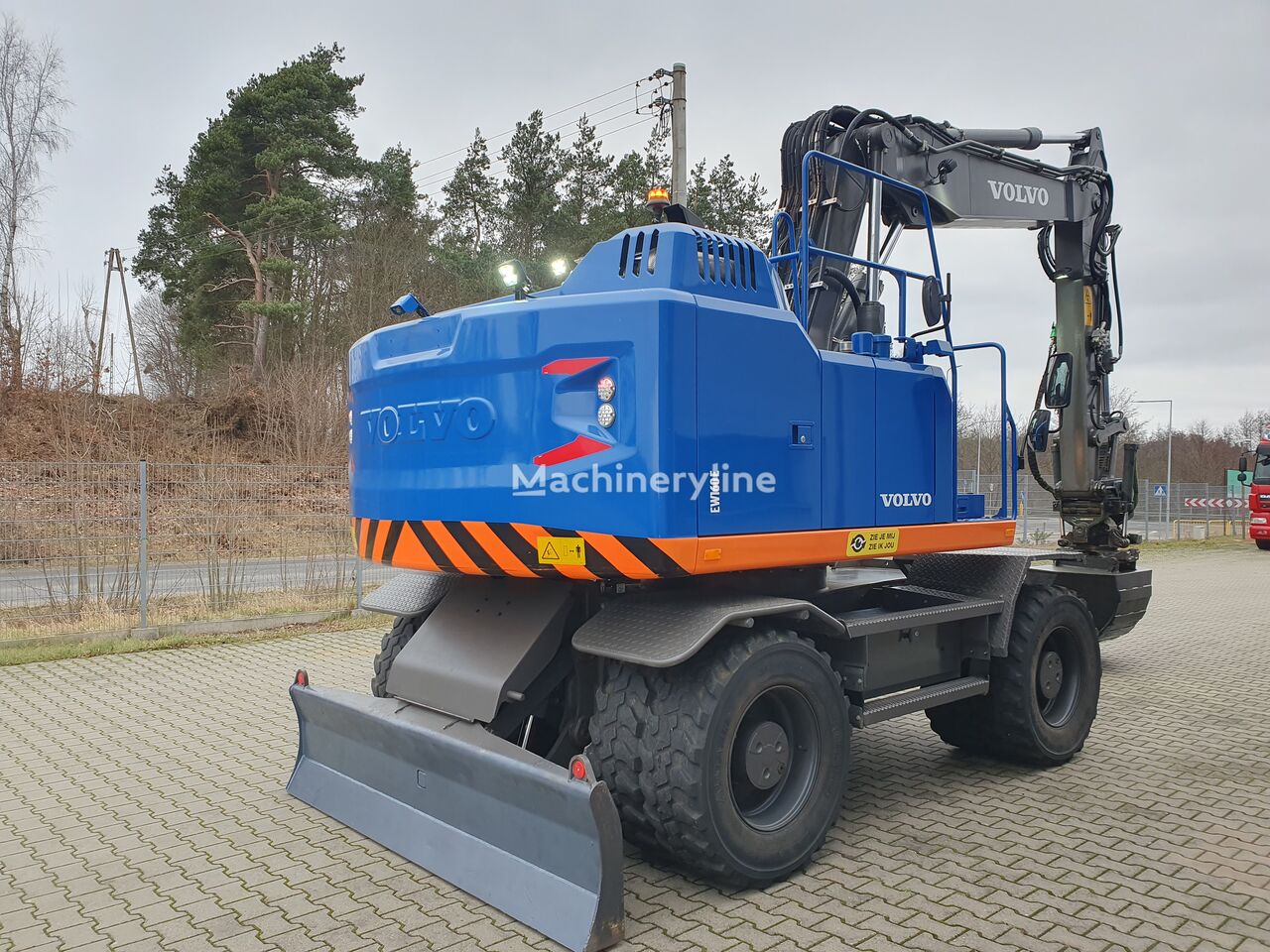 2017 Volvo EW, 6 500 mth, dovoz Skladom v EÚ — foto 8 z 16