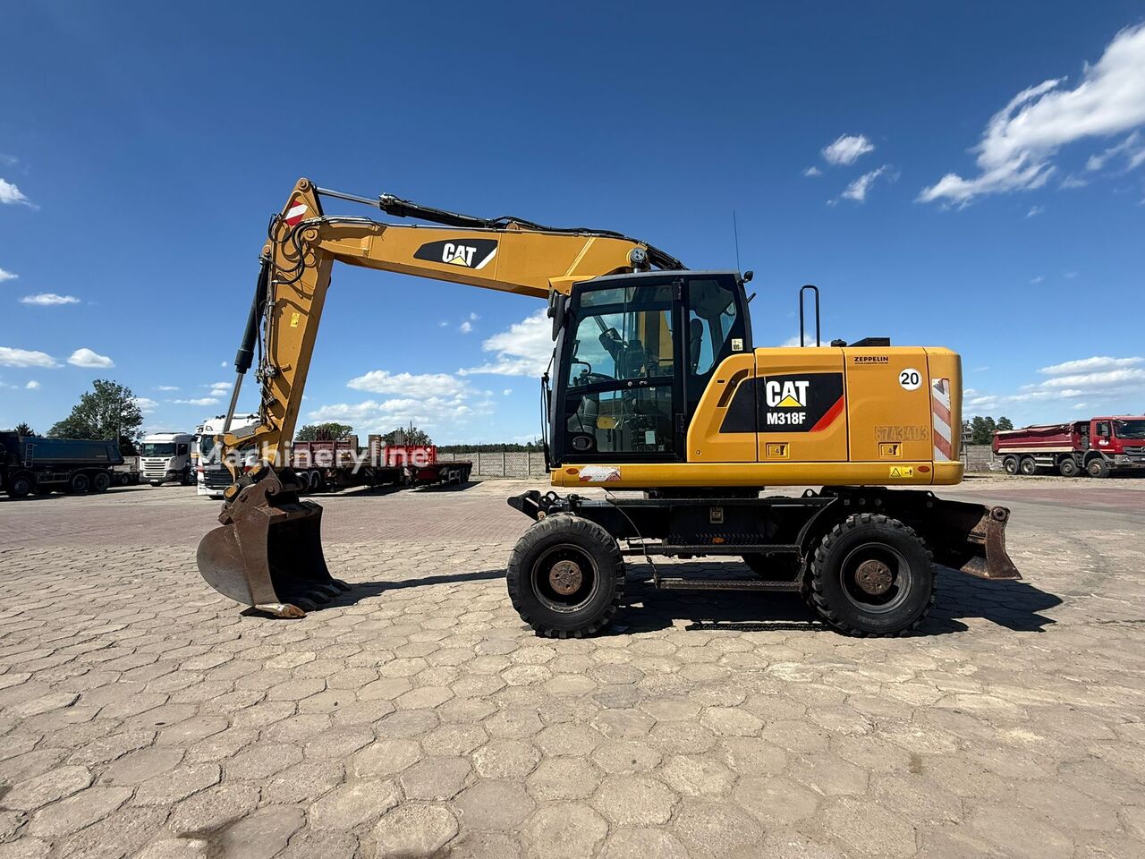 2015 Caterpillar 318, 9 900 mth, dovoz Skladom v EÚ — foto 1