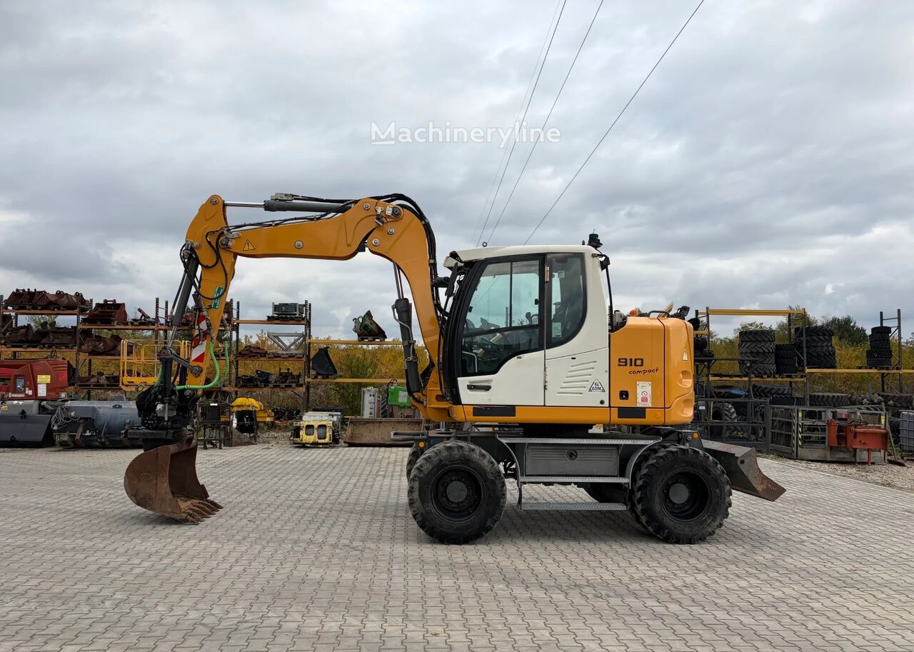 2016 Liebherr A910, 10 720 mth, dovoz Skladom v EÚ — foto 2 z 15