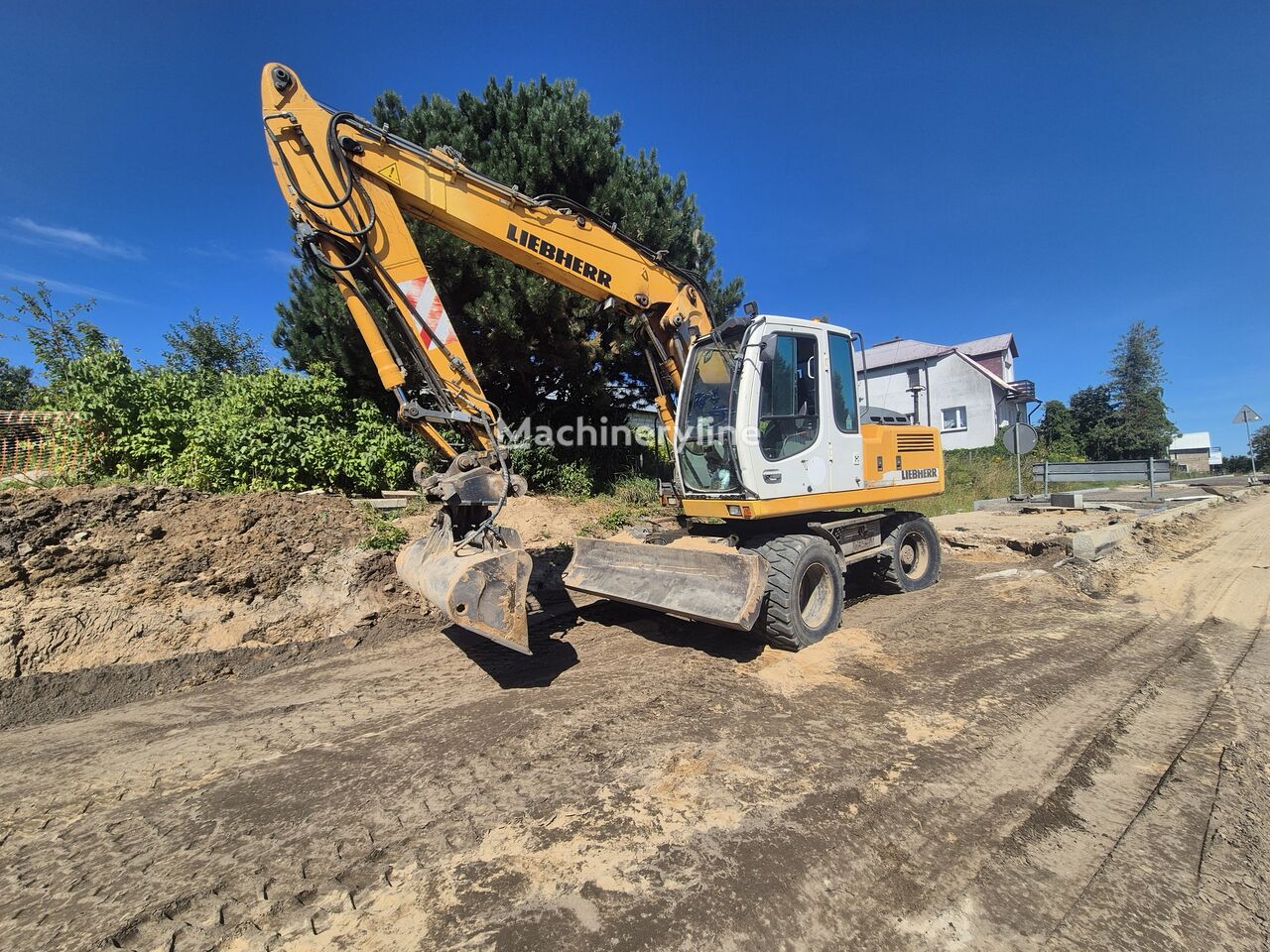 2004 Liebherr, 19 000 mth, dovoz Skladom v EÚ — foto 2 z 4