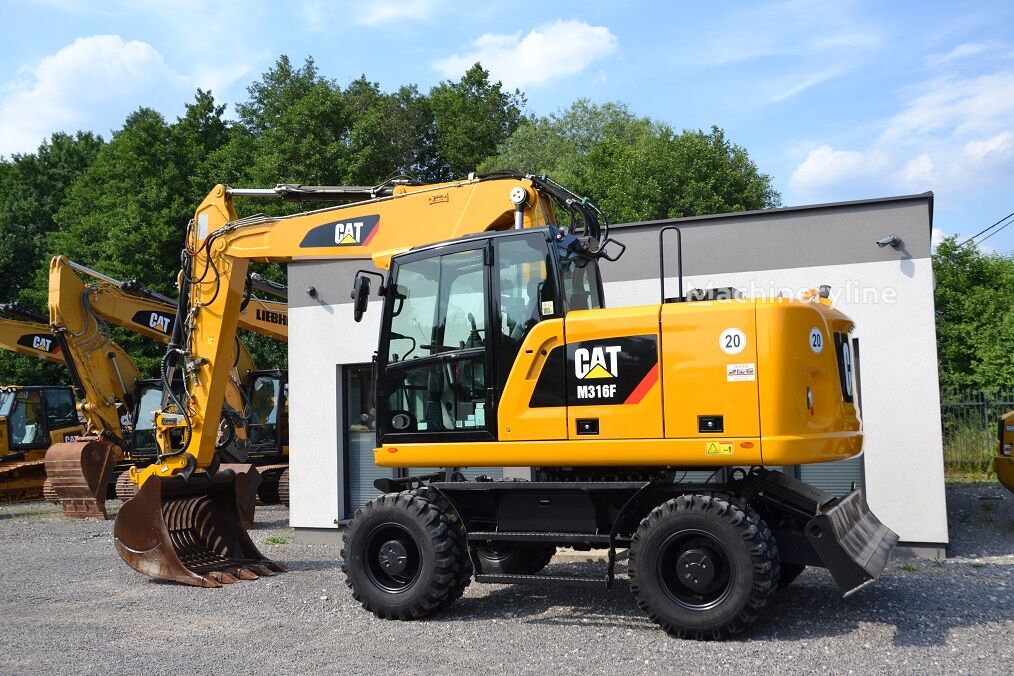 2016 Caterpillar, 6 500 mth, dovoz Skladom v EÚ — foto 7 z 16