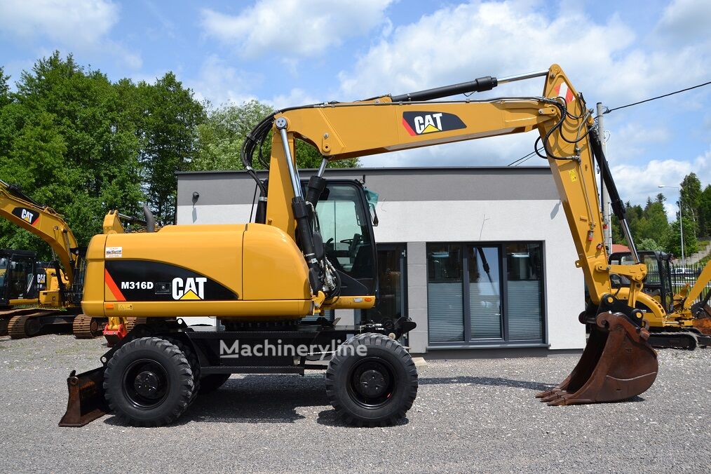 2013 Caterpillar, 12 100 mth, dovoz Skladom v EÚ — foto 12 z 16