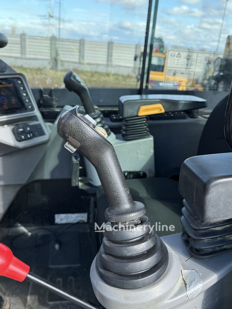 2016 JCB WHEEL, 6 150 mth, dovoz Skladom v EÚ — foto 9 z 11