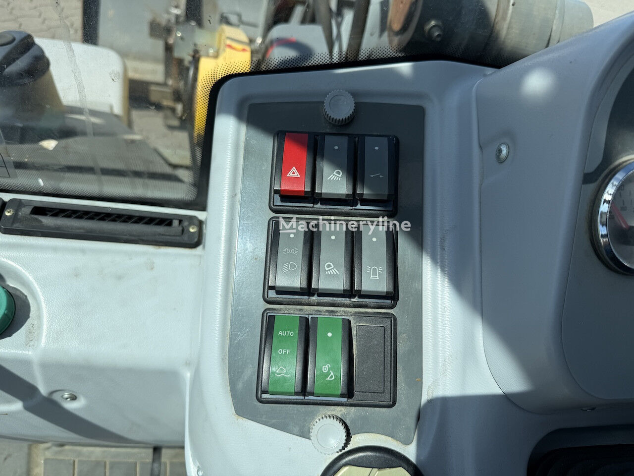 2014 Kramer 680, 1 255 mth, dovoz Skladom v EÚ — foto 12 z 15