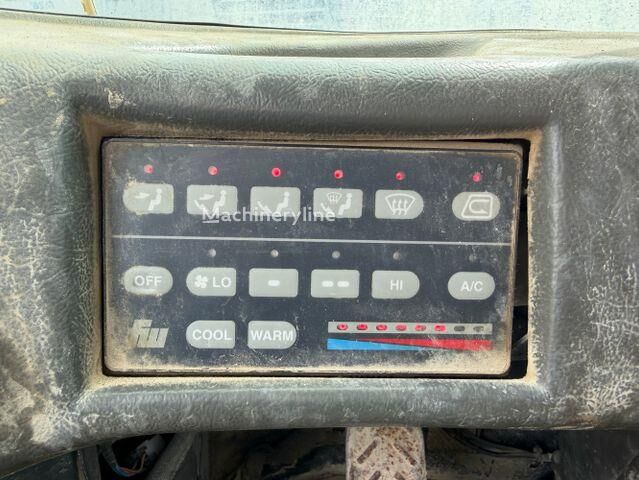 2000 Komatsu WA, 15 600 mth, dovoz Skladom v EÚ — foto 15 z 16
