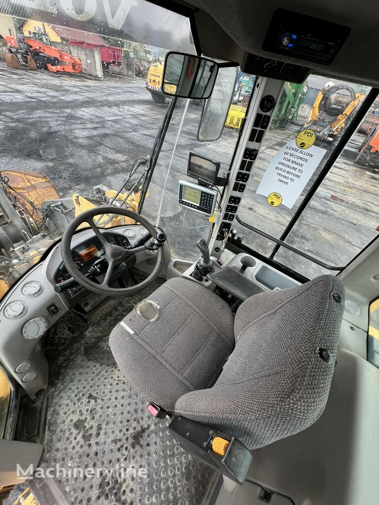 2009 Volvo L120F, 20 700 mth, dovoz Skladom v EÚ — foto 8 z 12
