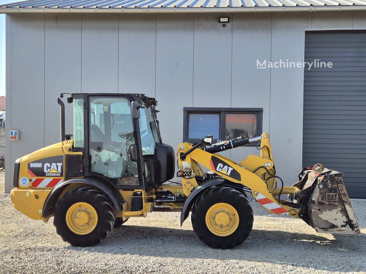 2016 Caterpillar 906M, dovoz Skladom v EÚ — foto 11 z 16