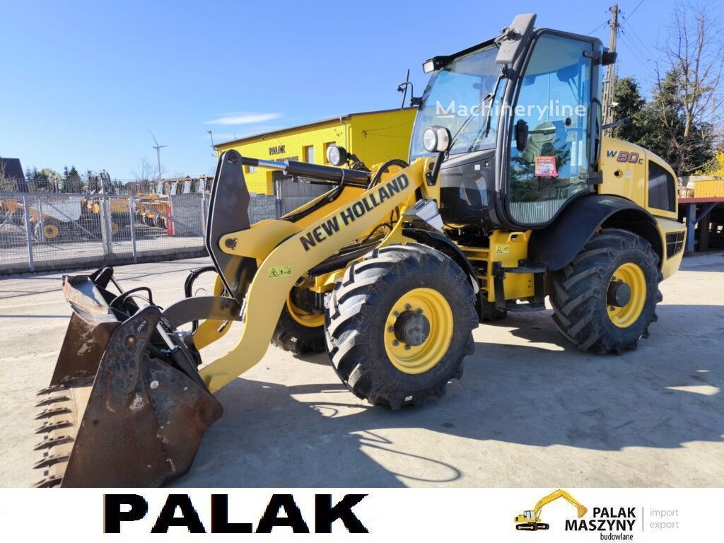 2015 New Holland, 5 448 mth, dovoz Skladom v EÚ — foto 1 | AMECAR 2015 New Holland, 5 448 mth, dovoz Skladom v EÚ — foto 1