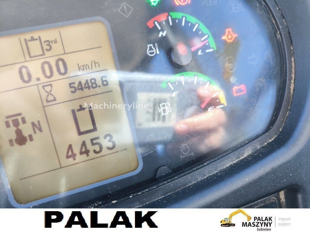 2015 New Holland, 5 448 mth, dovoz Skladom v EÚ — foto 12 z 16
