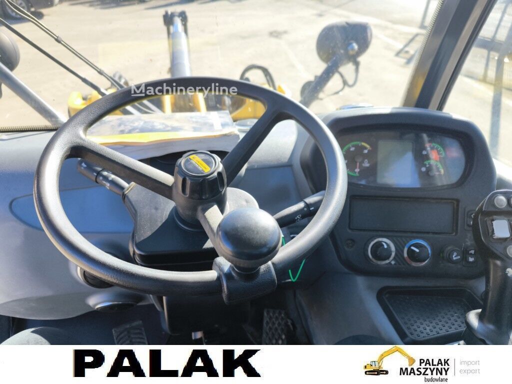 2015 New Holland, 5 448 mth, dovoz Skladom v EÚ — foto 13 z 16