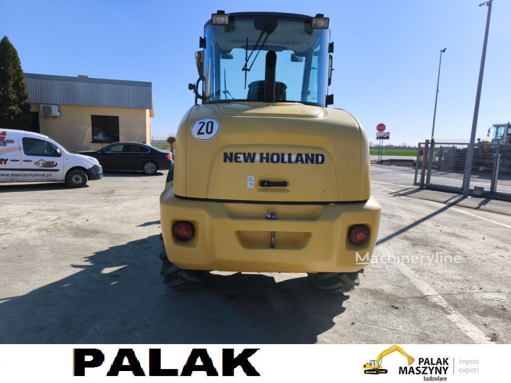 2015 New Holland, 5 448 mth, dovoz Skladom v EÚ — foto 6 z 16