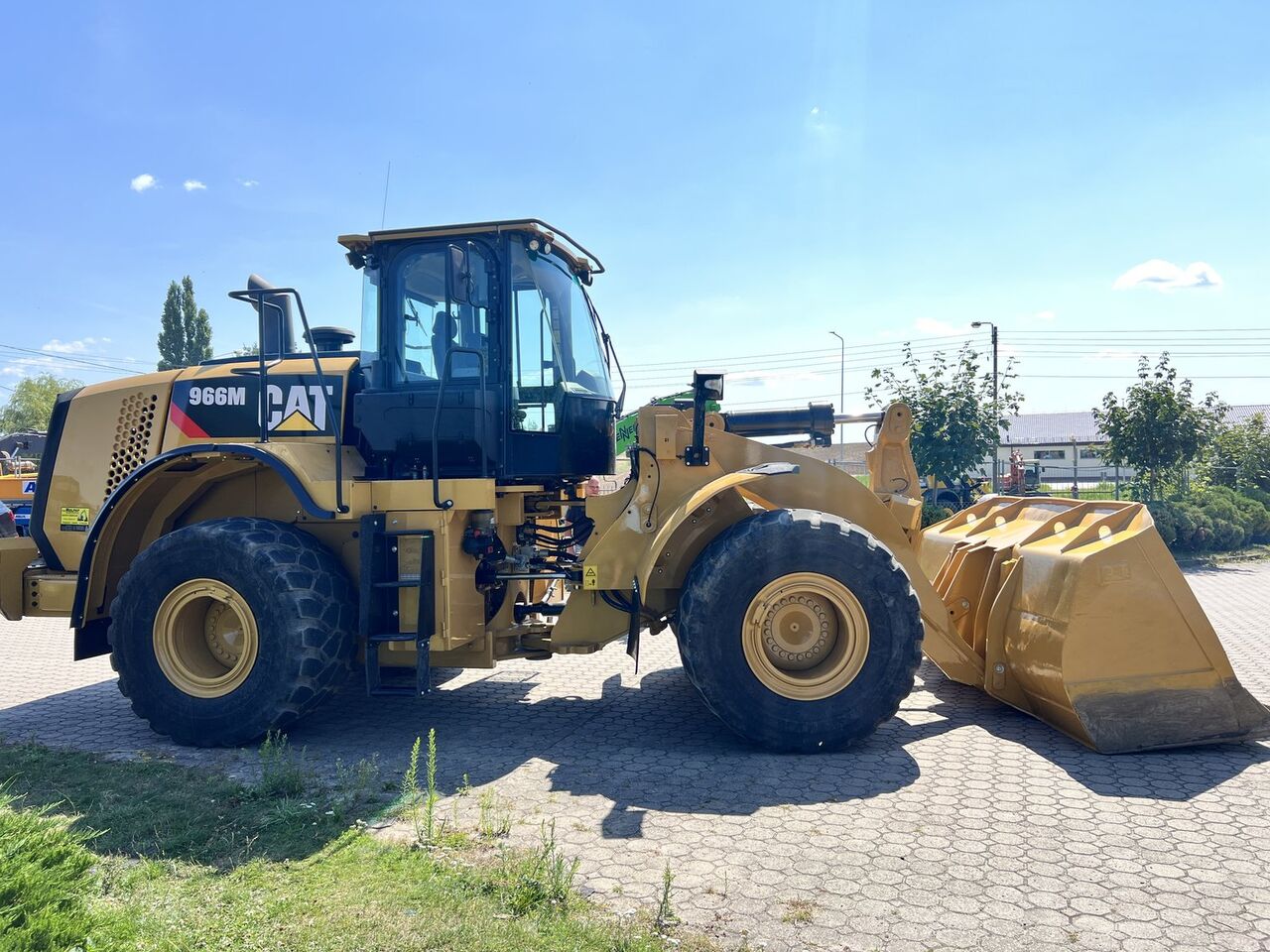 2014 Caterpillar 966M, 10 700 mth, dovoz Skladom v EÚ — foto 4 z 16