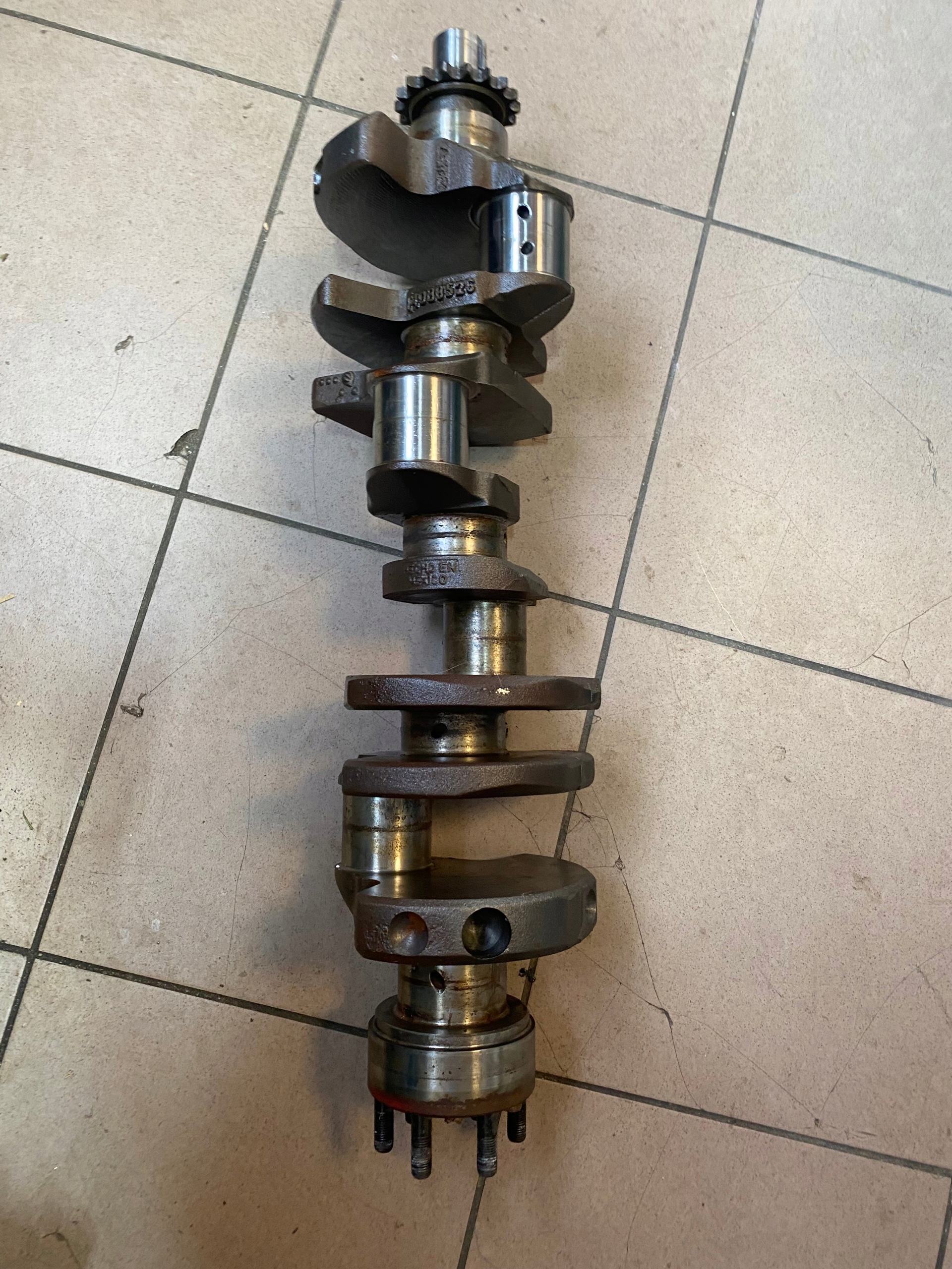 Volvo Penta 5.0 mpi wal pohonný 140088526, Skladom v EÚ — foto 1
