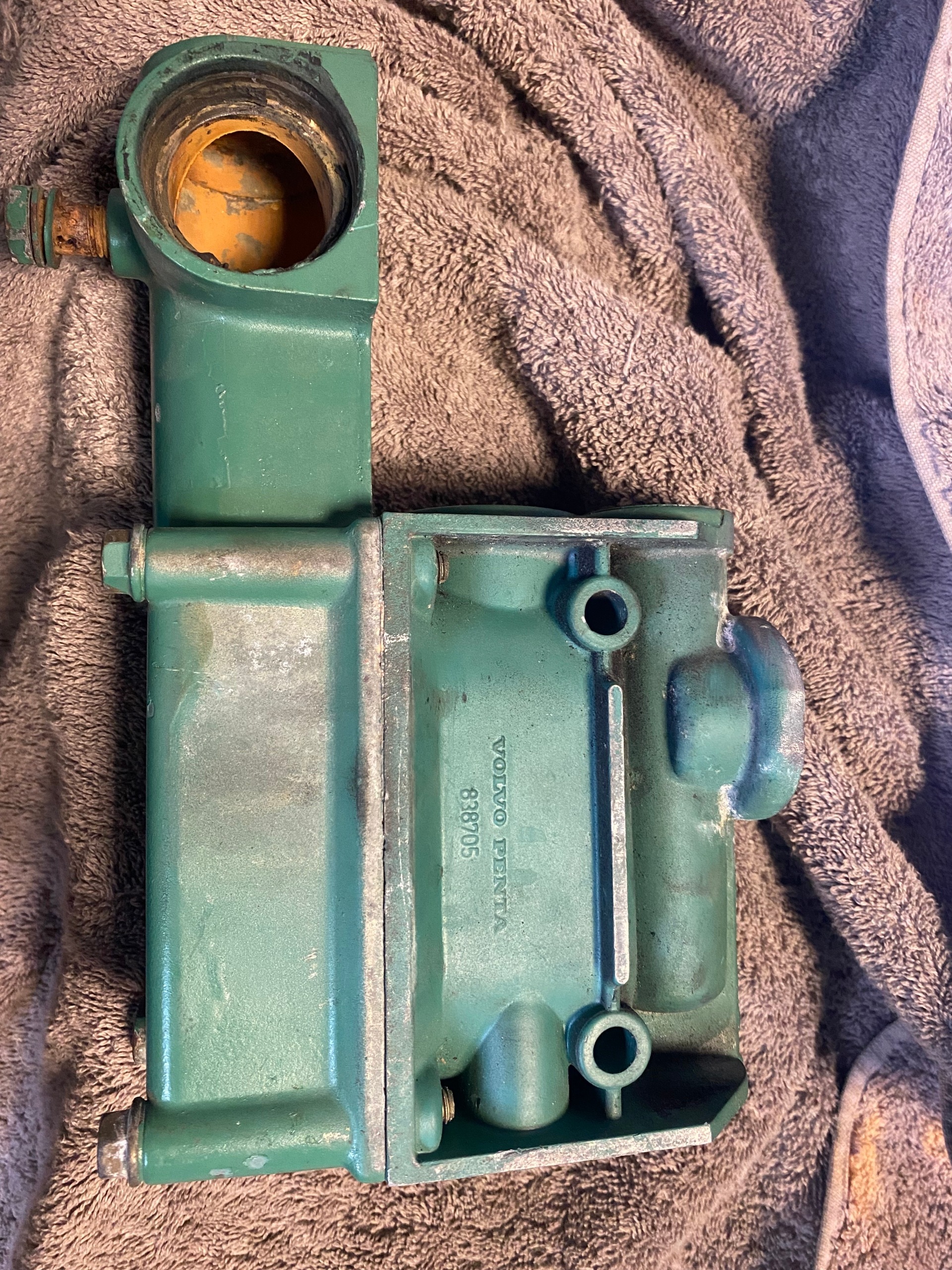 Kompletní pouzdro termostatu Volvo Penta 860449, 838705, 838704, 3583098, Skladom v EÚ — foto 1