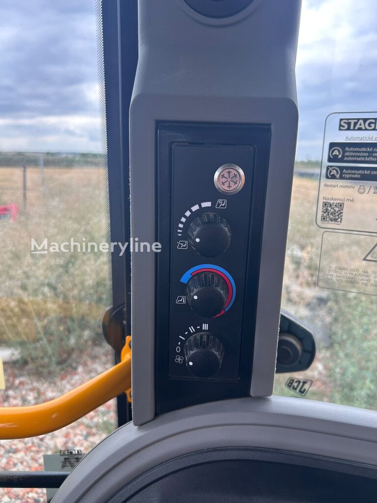 2022 JCB 3CX, 551 mth, dovoz Skladom v EÚ — foto 15 z 16