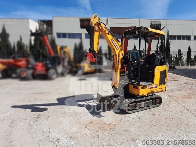2019 JCB 15C, 1 930 mth, dovoz Skladom v EÚ — foto 1 z 5 2019 JCB 15C, 1 930 mth, dovoz Skladom v EÚ — foto 1 z 5