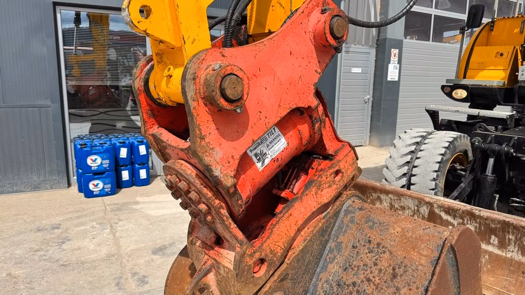 2019 JCB JS175W, 6 640 mth, dovoz Skladom v EÚ — foto 4 z 4