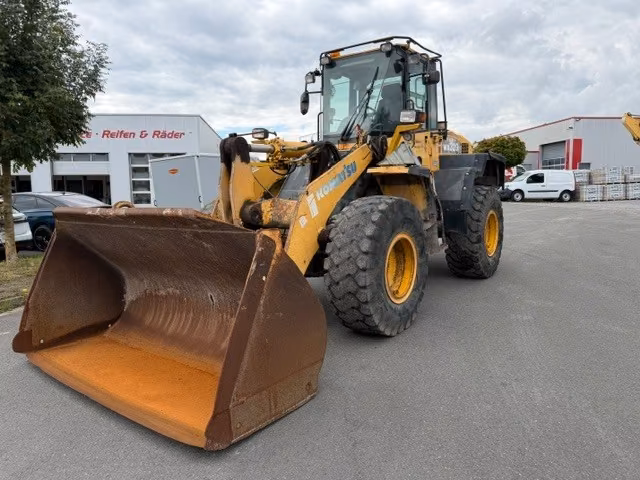 2007 Komatsu WA320-5, 13 900 mth, dovoz Skladom v EÚ — foto 1 | AMECAR 2007 Komatsu WA320-5, 13 900 mth, dovoz Skladom v EÚ — foto 1