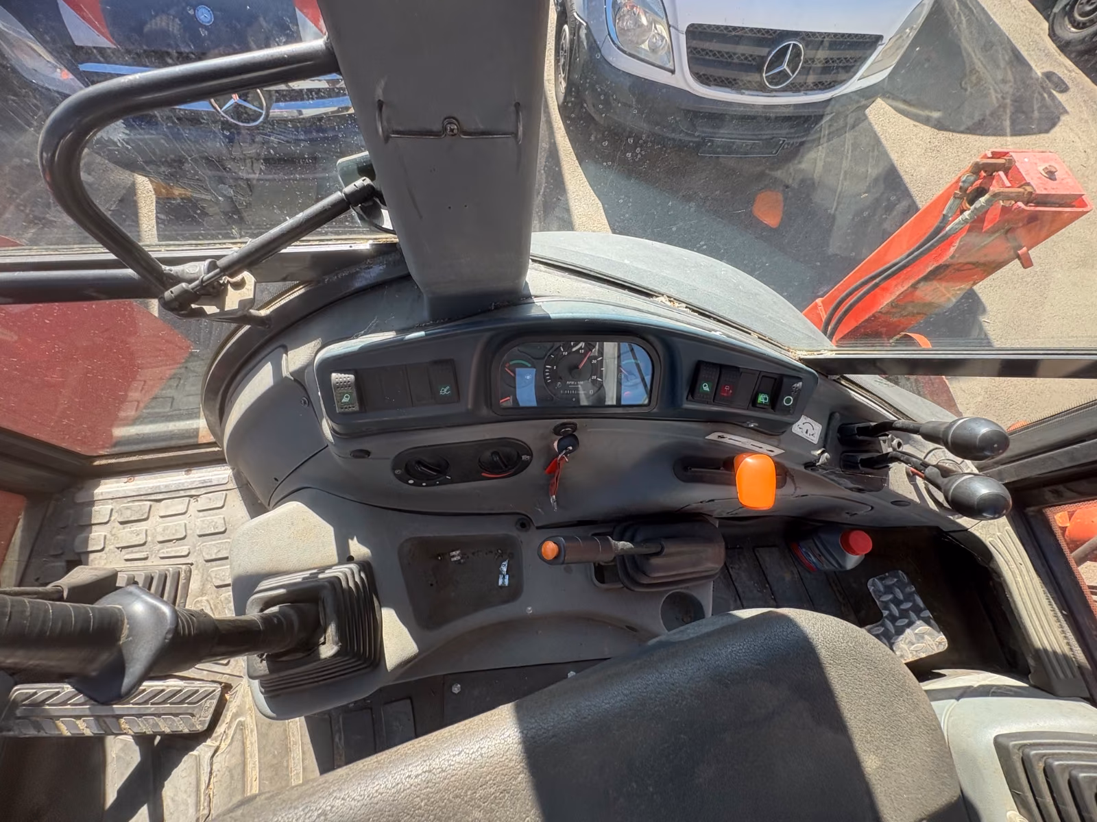 2005 Manitou MLB, 8 283 mth, dovoz Skladom v EÚ — foto 4 z 12