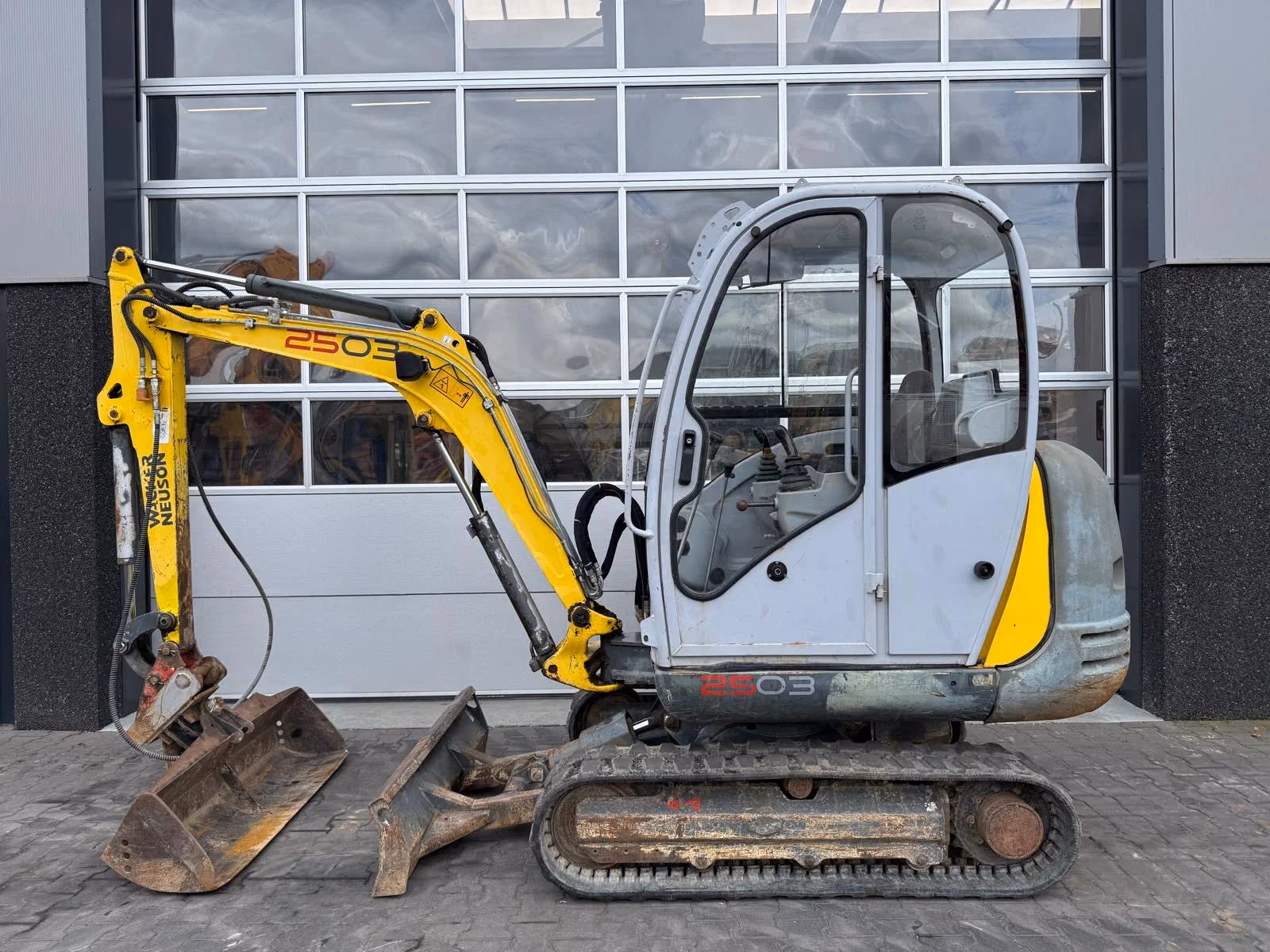 2012 Wacker Neuson 2503, 4 702 mth, dovoz Skladom v EÚ — foto 1