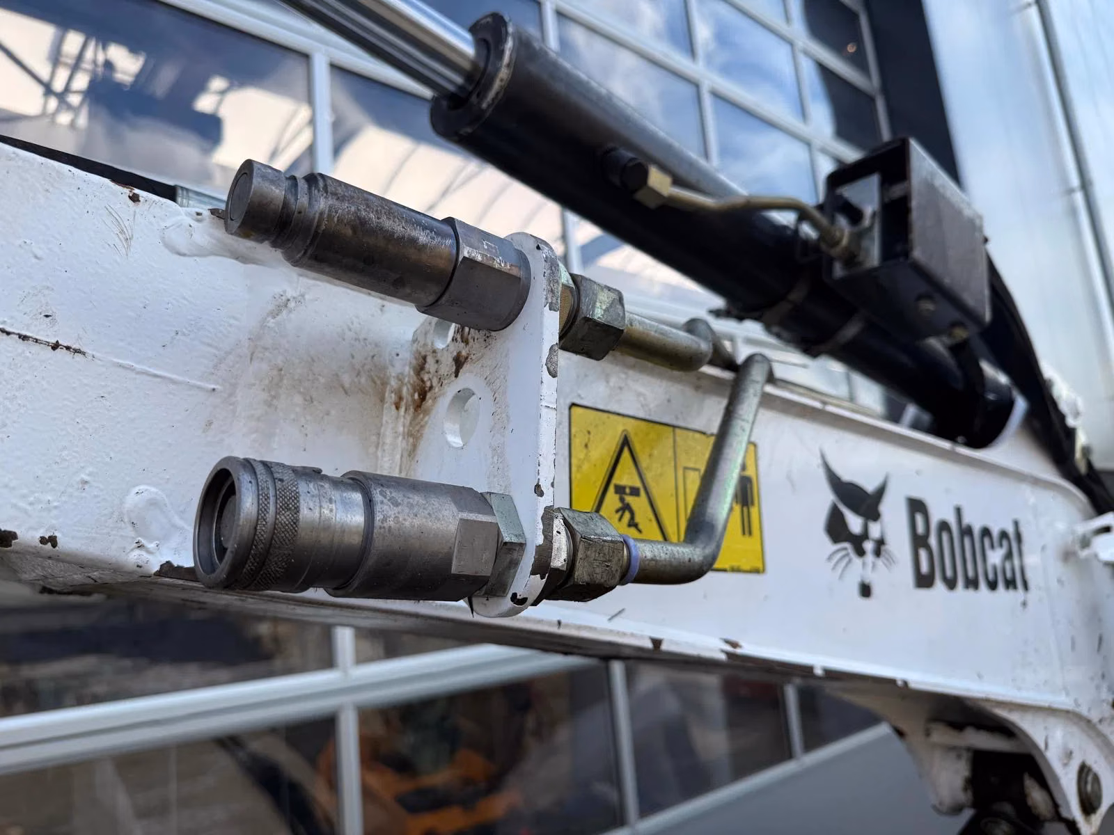 2015 Bobcat E32, 2 780 mth, dovoz Skladom v EÚ — foto 7 z 12