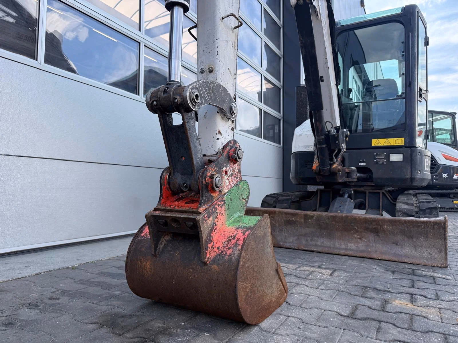 2015 Bobcat E32, 2 780 mth, dovoz Skladom v EÚ — foto 8 z 12