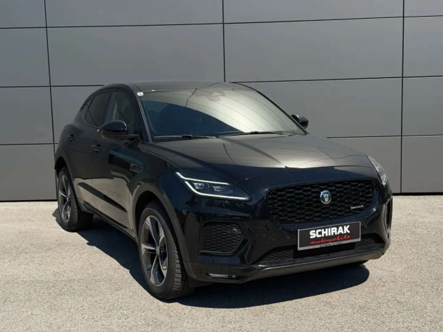 2024 Jaguar E-Pace, 36 900 km, Rakúsko — foto 1