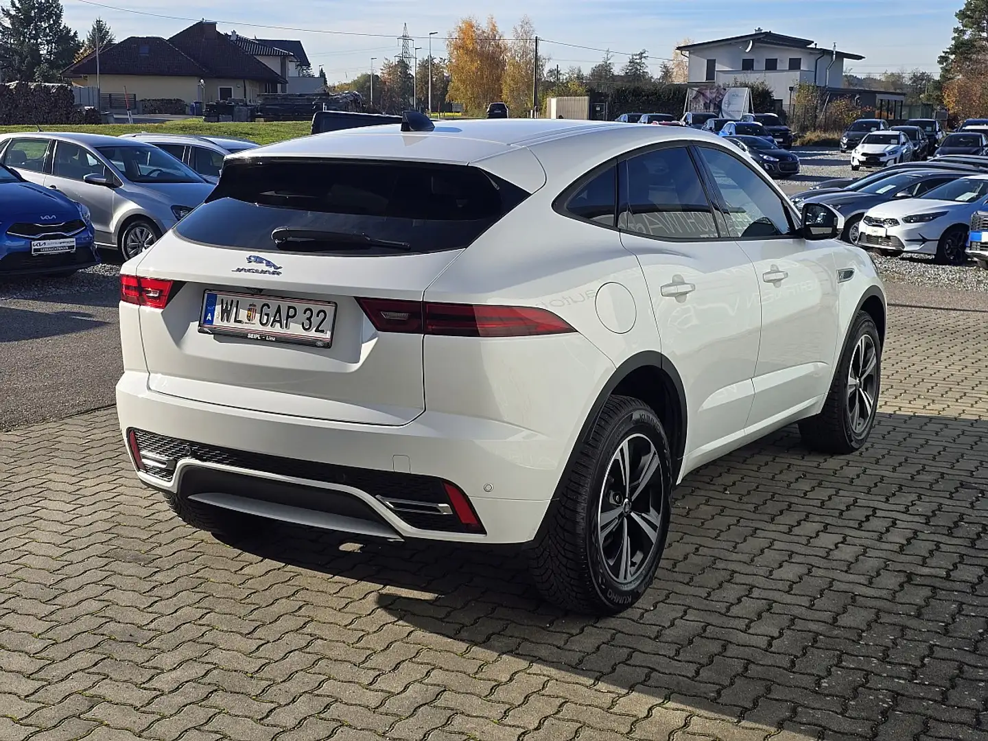 2024 Jaguar E-Pace, 25 000 km, Rakúsko — foto 3 z 12