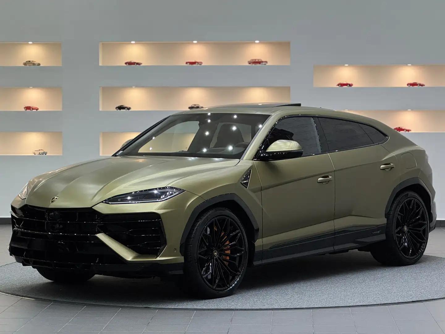 2026 Lamborghini Urus, 2 500 km, Rakúsko — foto 1