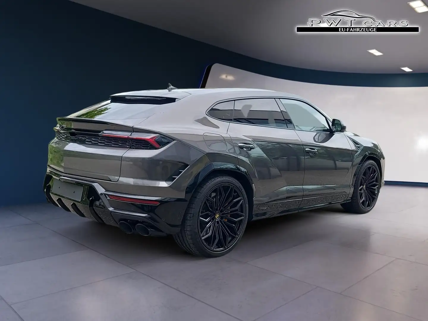 2026 Lamborghini Urus, 50 km, Rakúsko — foto 6 z 12