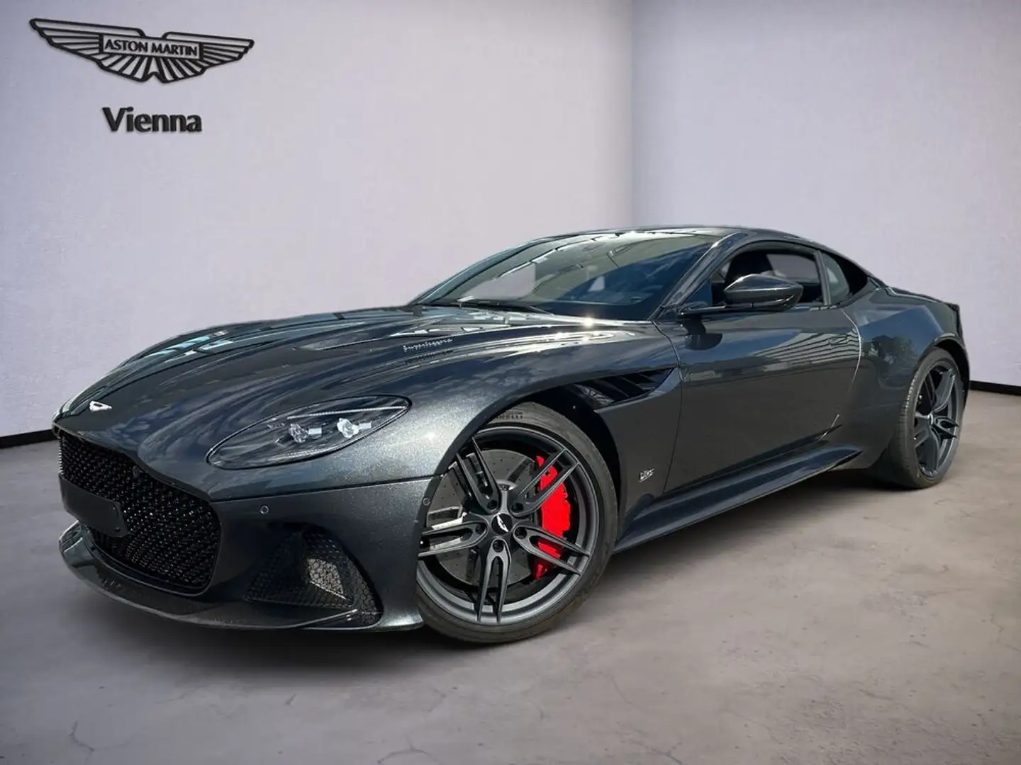 2019 Aston Martin DBS, 9 500 km, Rakúsko — foto 1