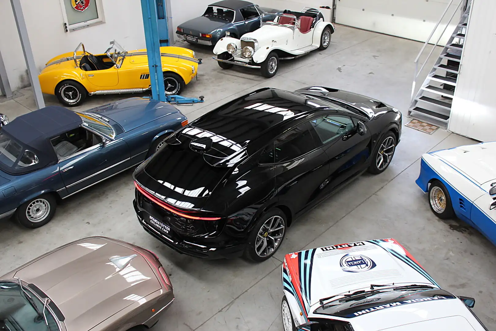 2024 Lotus Eletre, 35 500 km, Rakúsko — foto 6 z 12