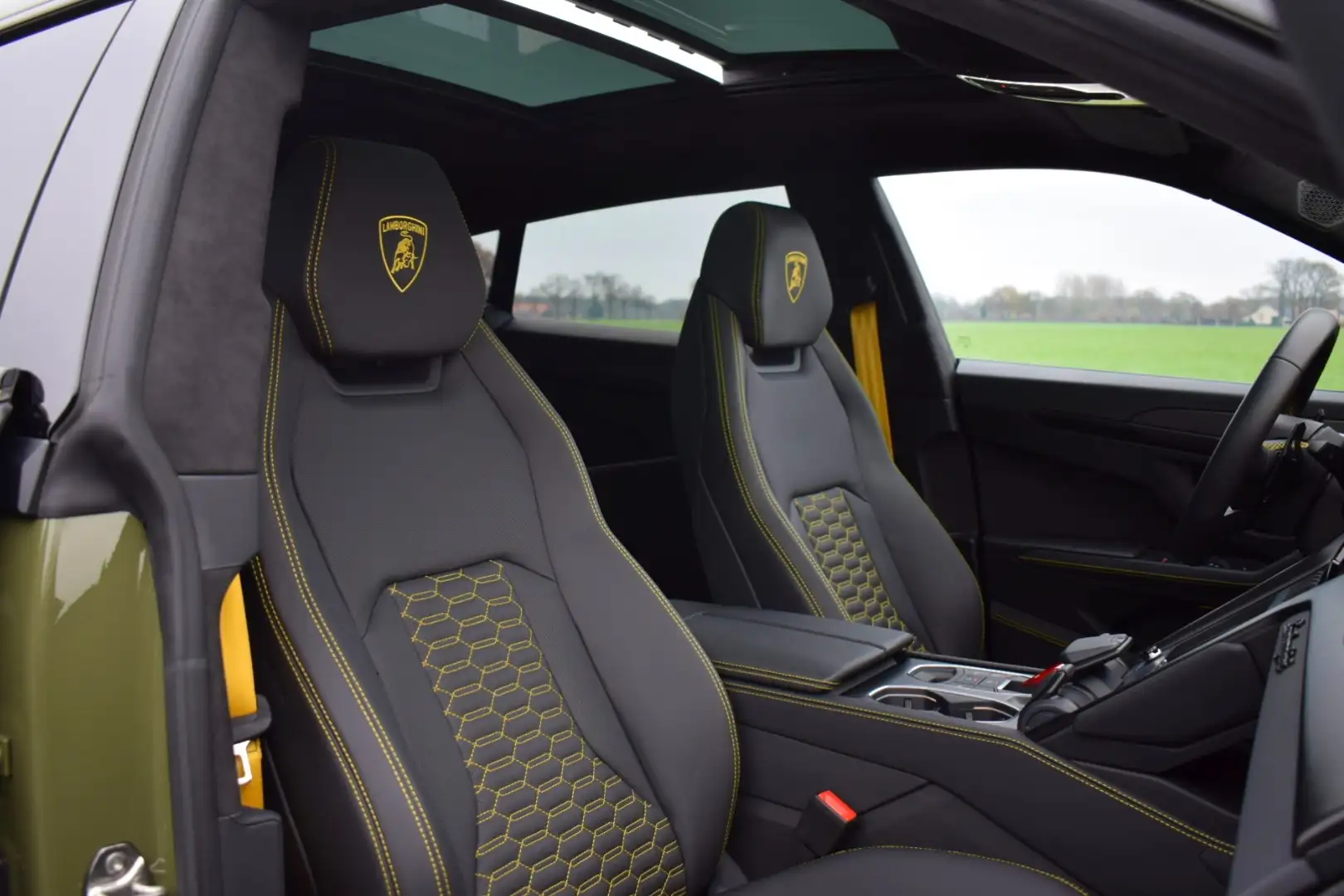 2024 Lamborghini Urus, 5 785 km, Belgicko — foto 2 z 12