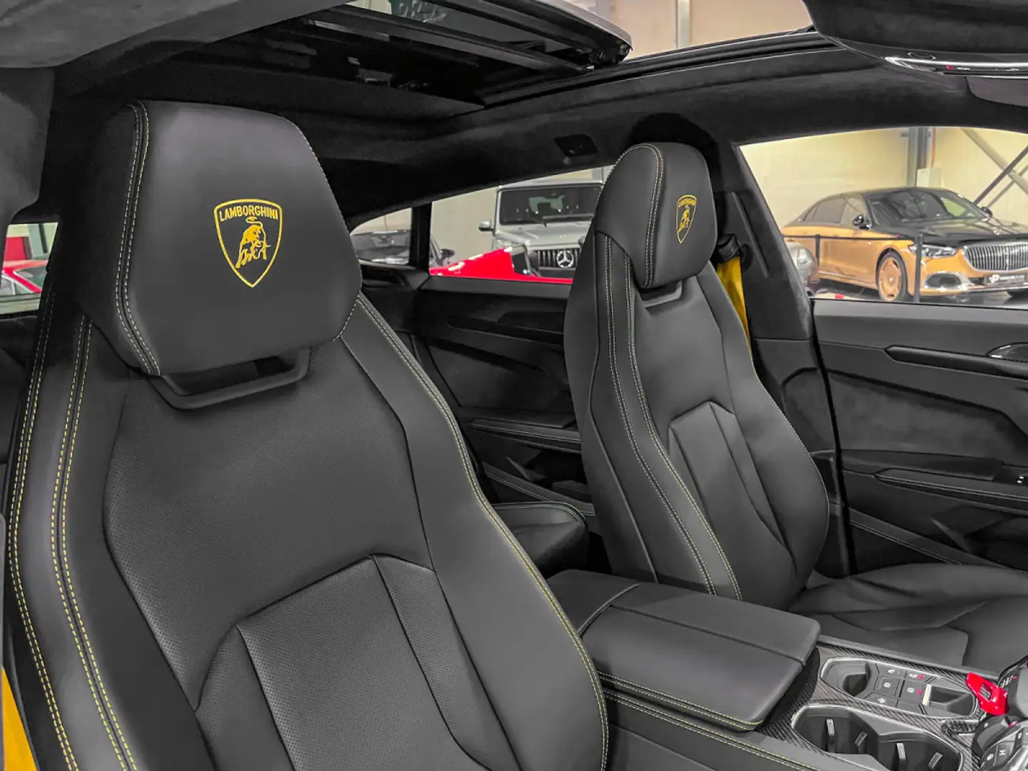 2024 Lamborghini Urus, 22 900 km, Belgicko — foto 8 z 12