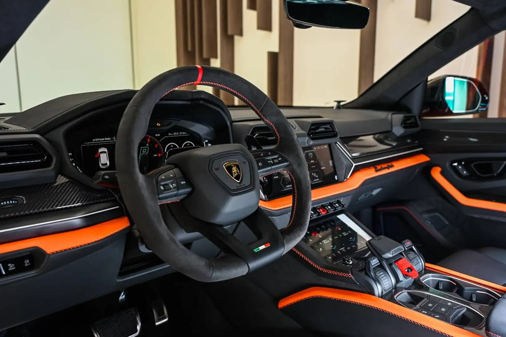 2026 Lamborghini Urus, oranžová, 2 990 km, Belgicko — foto 11 z 12