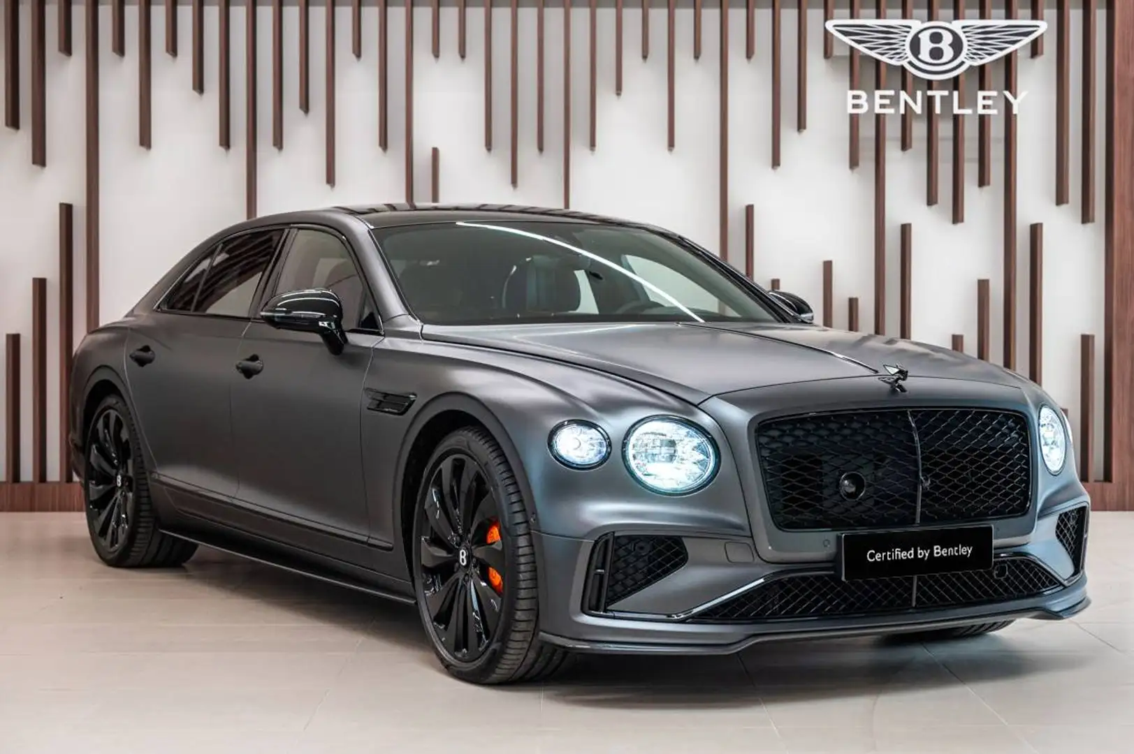 2026 Bentley Flying Spur, 9 650 km, Belgicko — foto 1