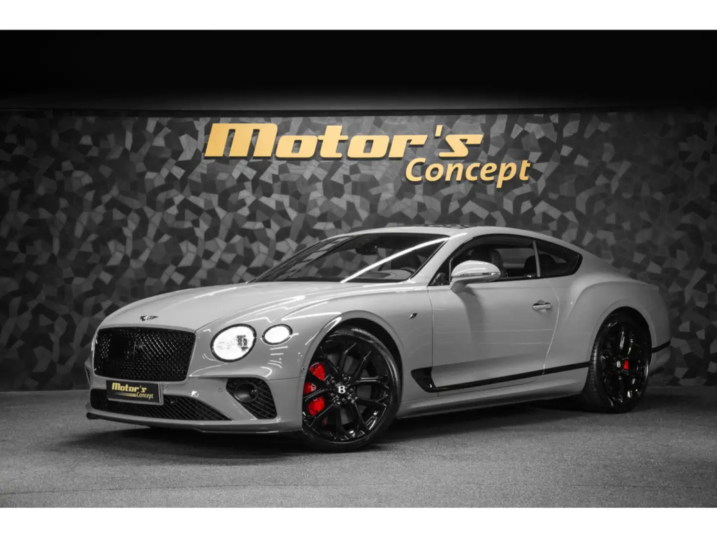 2024 Bentley Continental GT, sivá, 14 990 km, Belgicko — foto 1