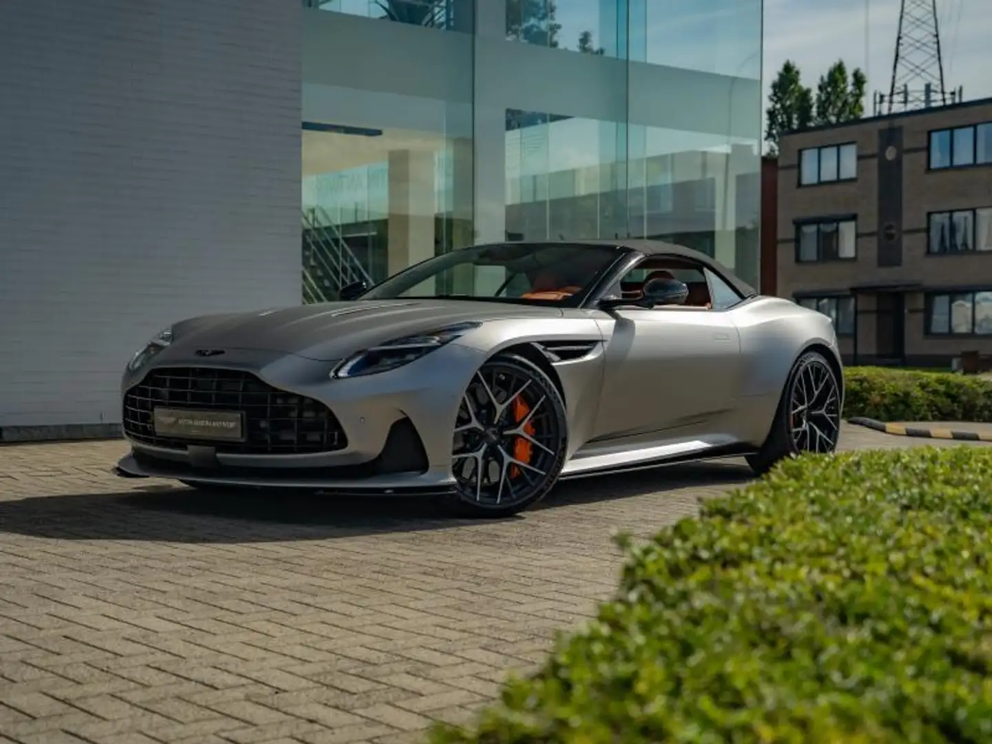 2024 Aston Martin DB12, 4 599 km, Belgicko — foto 1