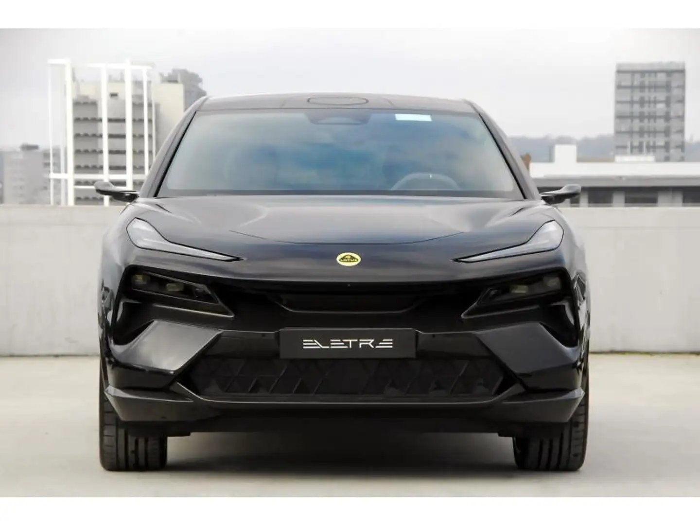 2024 Lotus Eletre, čierna, 10 km, Belgicko — foto 3 z 12