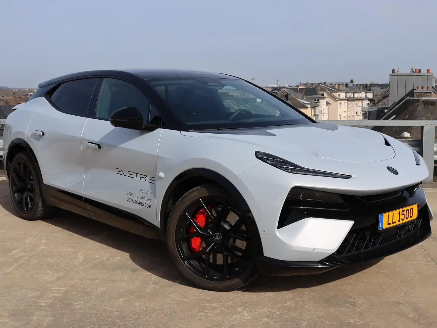 2026 Lotus Eletre, 750 km, Belgicko — foto 1