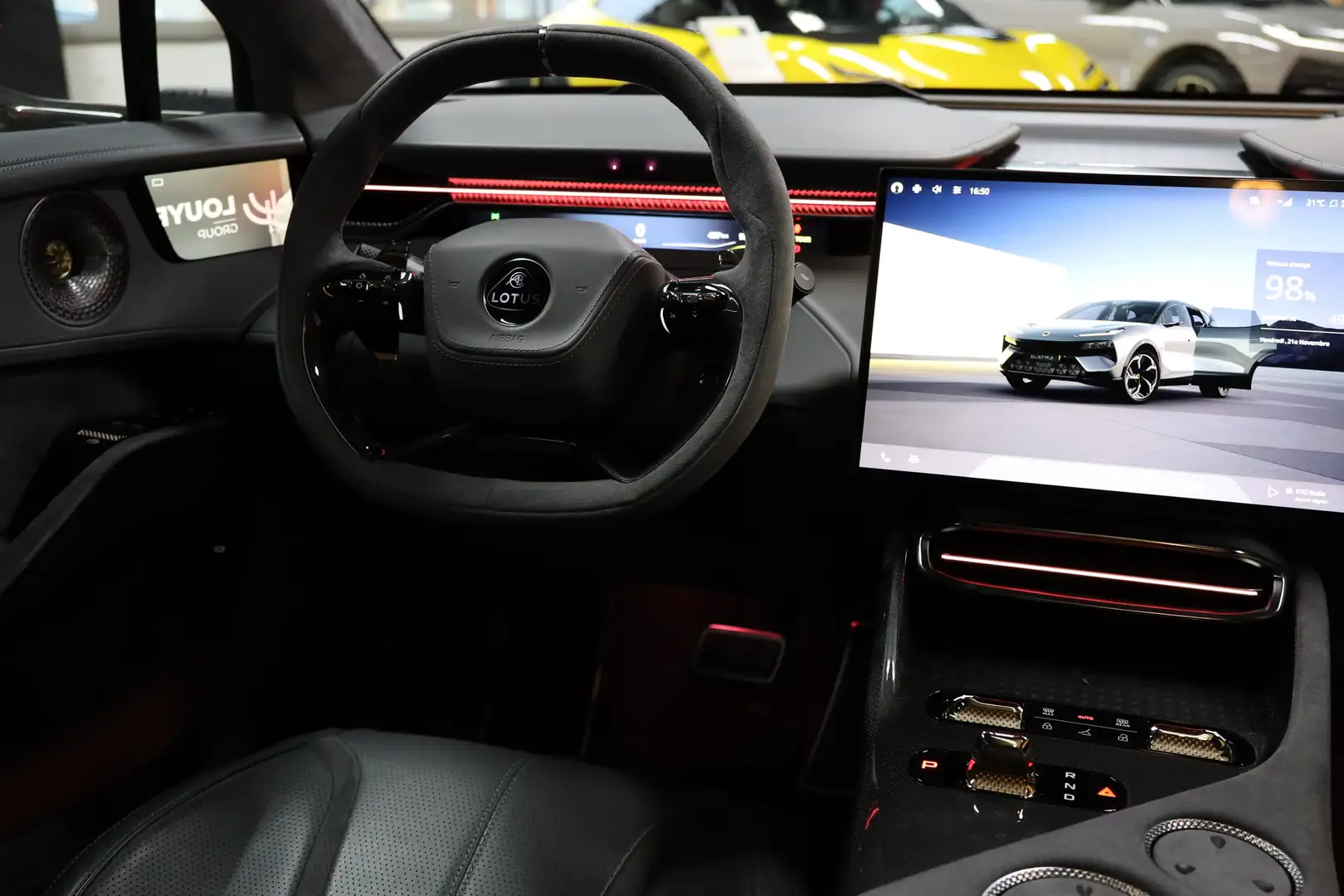 2025 Lotus Eletre, 15 000 km, Belgicko — foto 11 z 12