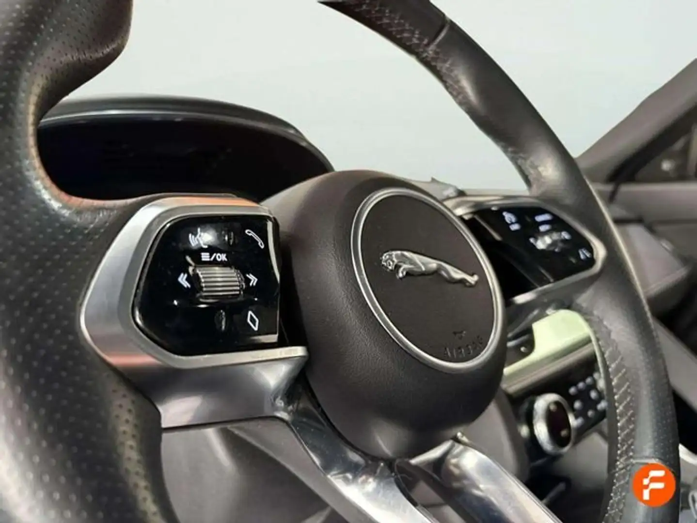 2023 Jaguar E-Pace, 59 848 km, Španielsko — foto 10 z 12