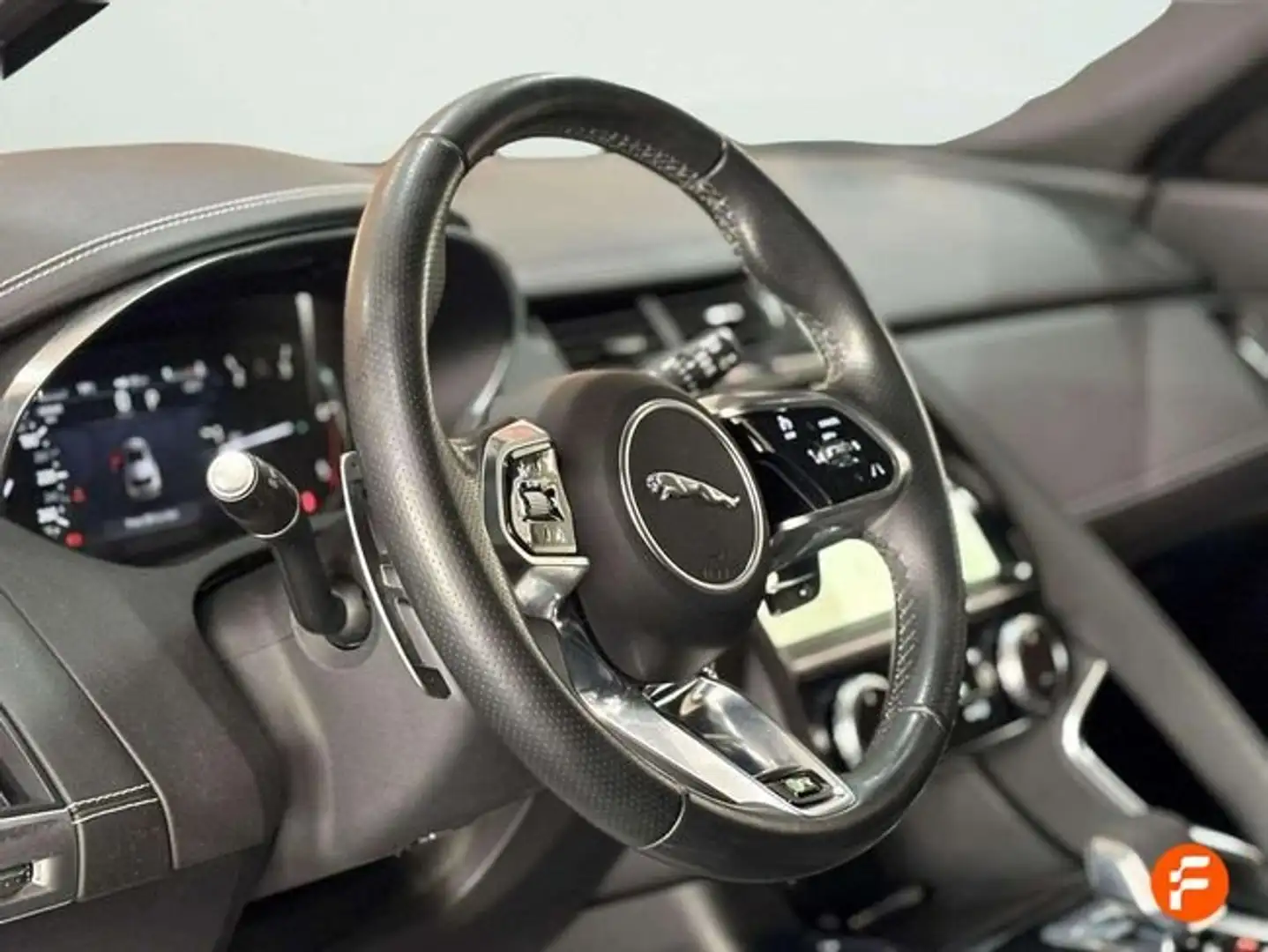 2023 Jaguar E-Pace, 59 848 km, Španielsko — foto 7 z 12